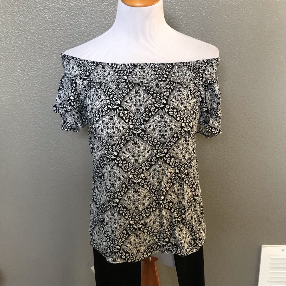 Peasant short sleeved blouse